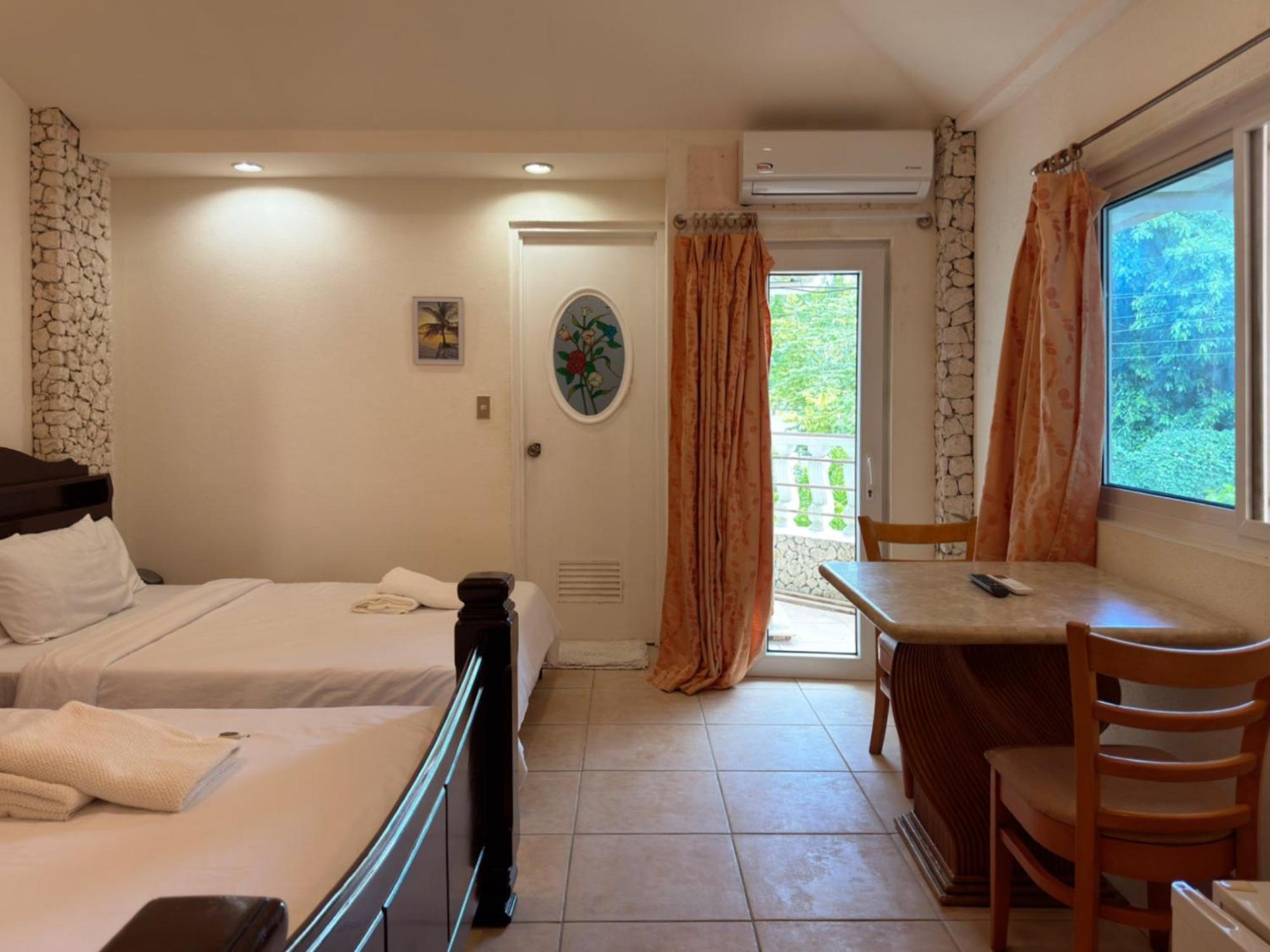 Sunset Beach Resort 몰볼 외부 사진