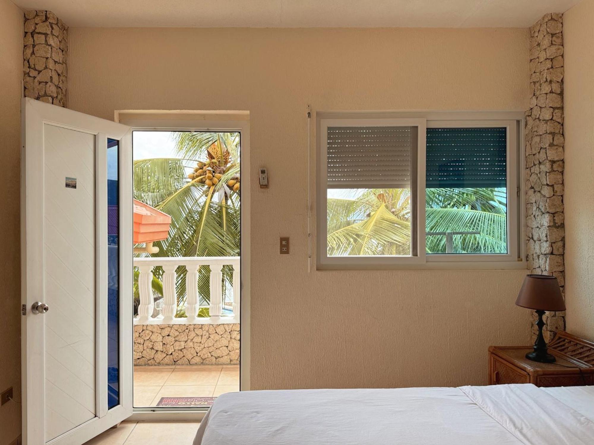 Sunset Beach Resort 몰볼 외부 사진