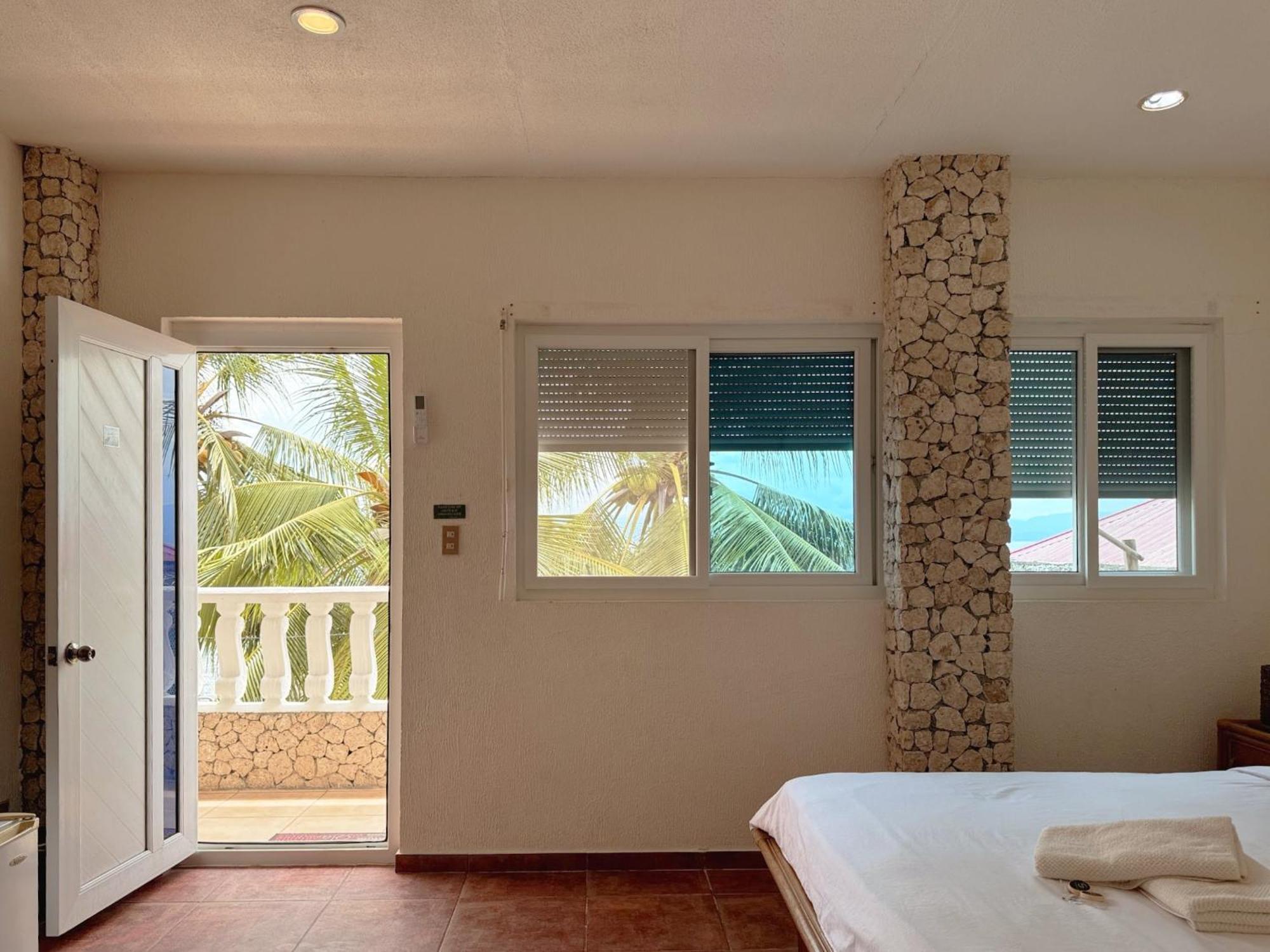 Sunset Beach Resort 몰볼 외부 사진