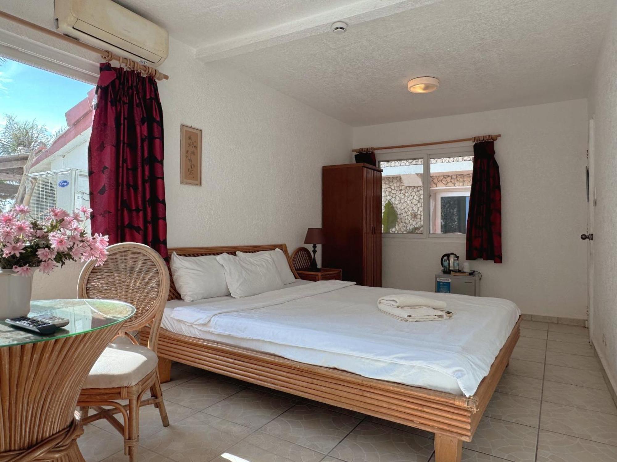 Sunset Beach Resort 몰볼 외부 사진